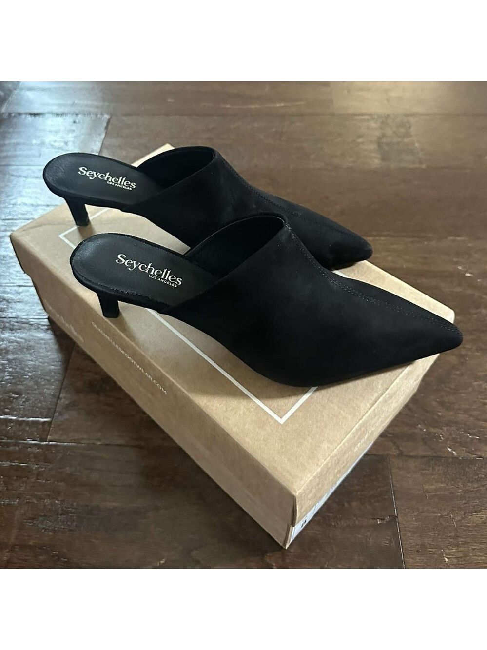 SEYCHELLES-Obsession Mule-black suede-7.5-brand new - Picture 6 of 11